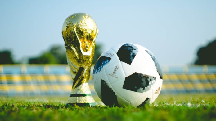 إنفانتينو يفتح الباب أمام توسيع كأس العالم إلى 64 منتخباً إنفانتينو يفتح الباب أمام توسيع كأس العالم إلى 64 منتخباً